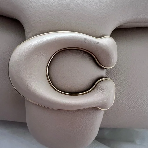 Coach Ivory Pillow Tabby 26 - Picture 10 of 10